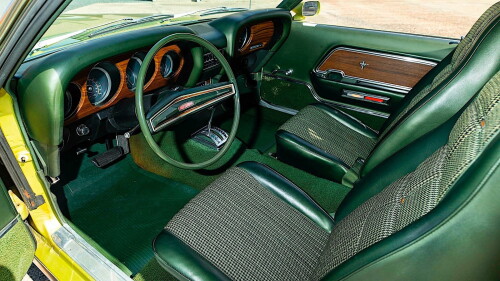 Mustang-Grande-1970_04.jpg