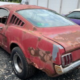 Mustang-Fastback-1965-a-restaurer-05