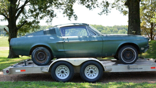 Mustang-Fastback-1968-a-restaurer-02.jpg