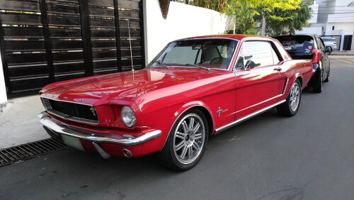 1965mustang-02.jpg