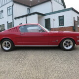 Ford-Mustang-1965-Fastback-Coupe-02