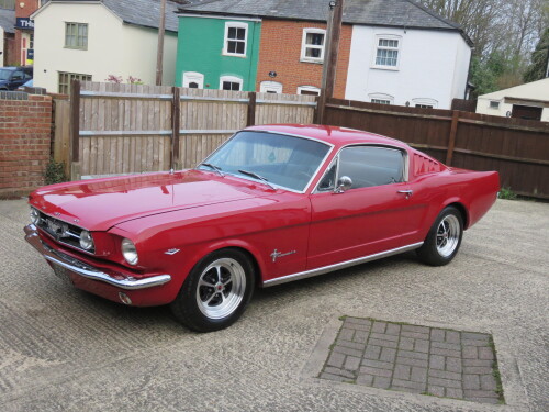 Ford-Mustang-1965-Fastback-Coupe-13.jpg