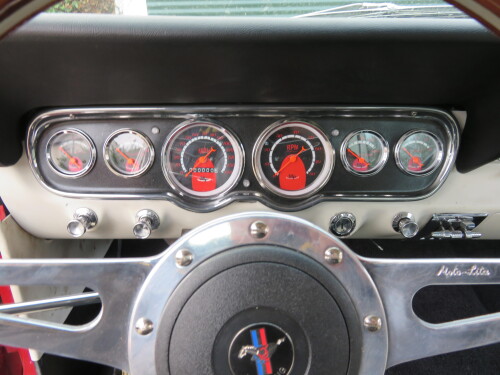 Ford-Mustang-1965-Fastback-Coupe-14.jpg