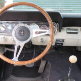 Ford-Mustang-1965-Fastback-Coupe-volant