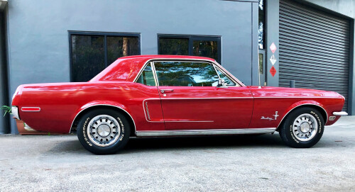 Mustang-1968-Coupe-rouge-pomme.jpg